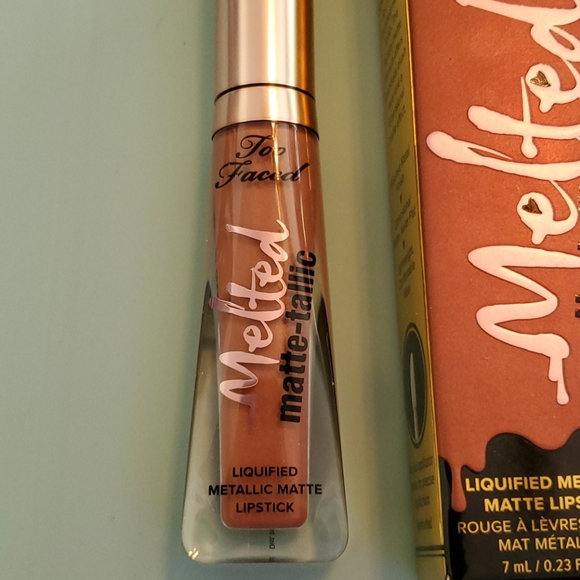 Too Faced Matte Metallic Liquid Lipstick - Picture 2 of 2